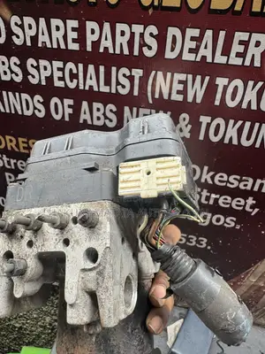 Lexus IS250 2006-2007 ABS Control Unit