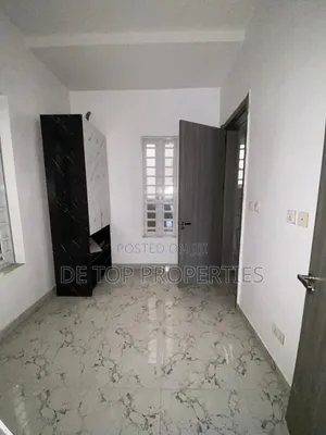 2bdrm Apartment in Ologolo Lekki for rent