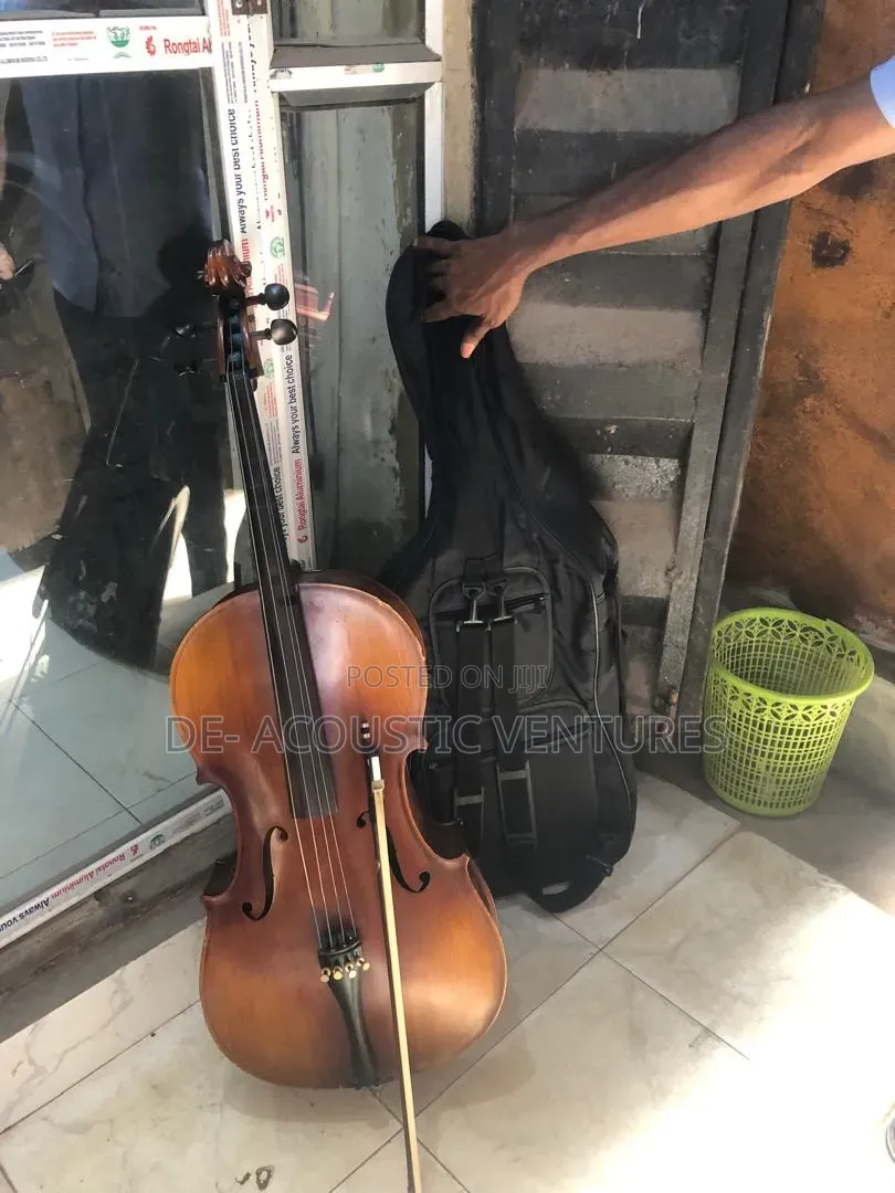 Uk Used Strong Cello