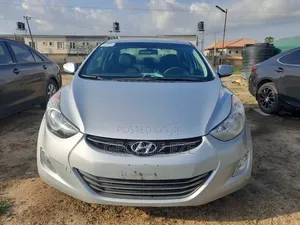 Hyundai Elantra 2013 Silver