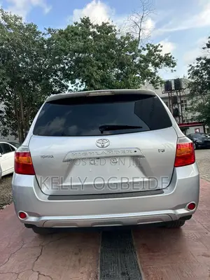 Toyota Highlander Limited 2010 Silver