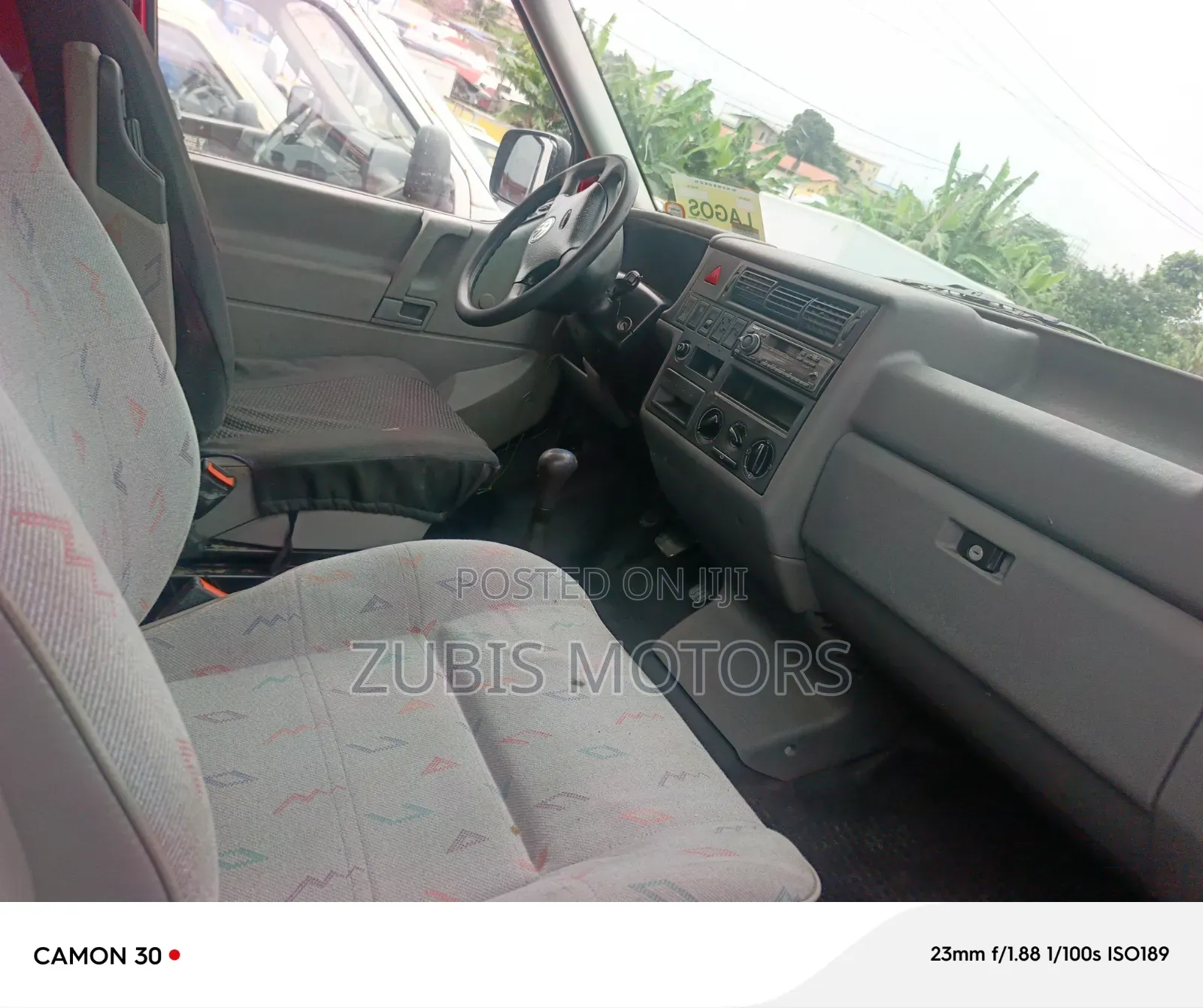 Volkswagen Transporter 2004 Red