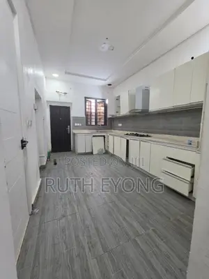 4bdrm Townhouse / Terrace in Ologolo Lagos for rent