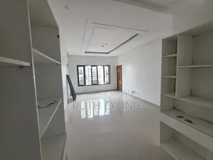 4bdrm Townhouse / Terrace in Ologolo Lagos for rent