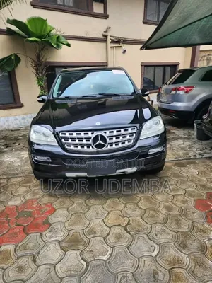 Mercedes-Benz M Class 2010 Black