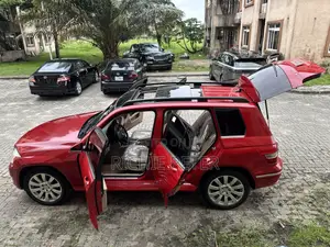 Mercedes-Benz GLK-Class 350 4MATIC 2010 Red