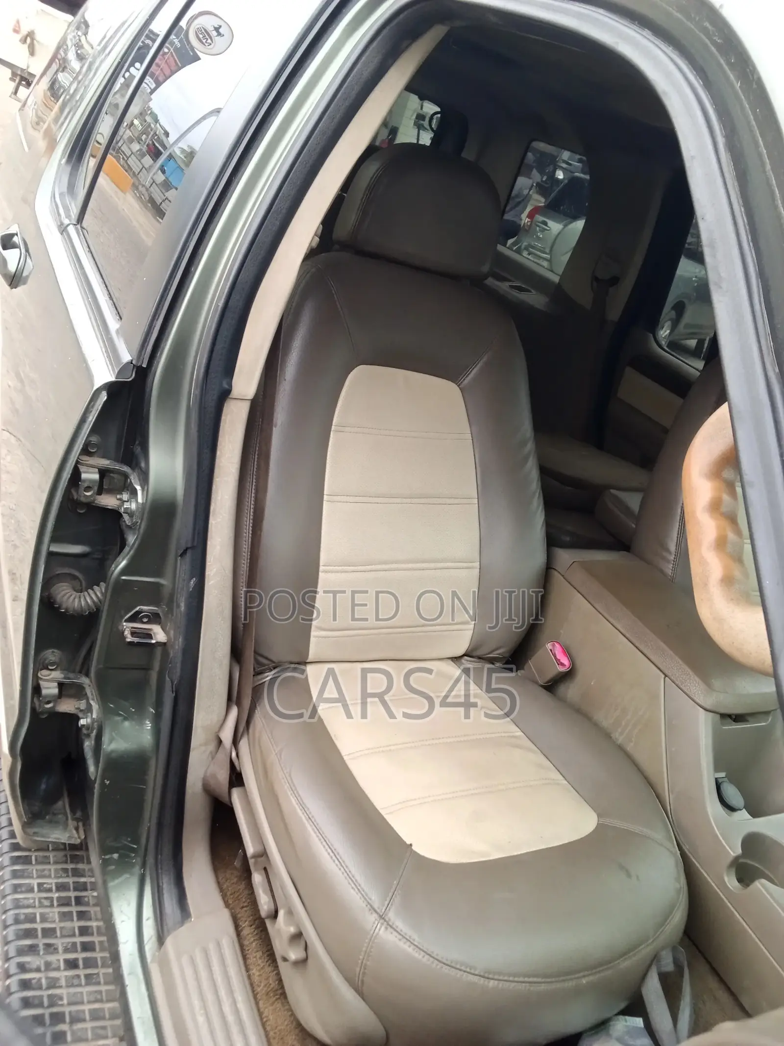 Ford Explorer 2003 Green