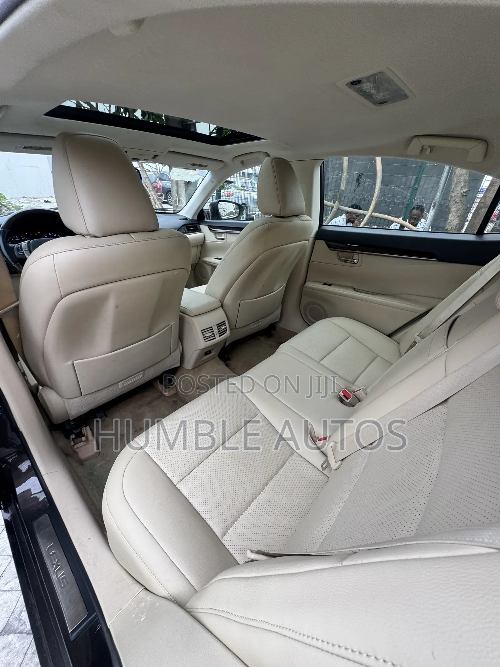 Lexus ES 350 FWD 2014