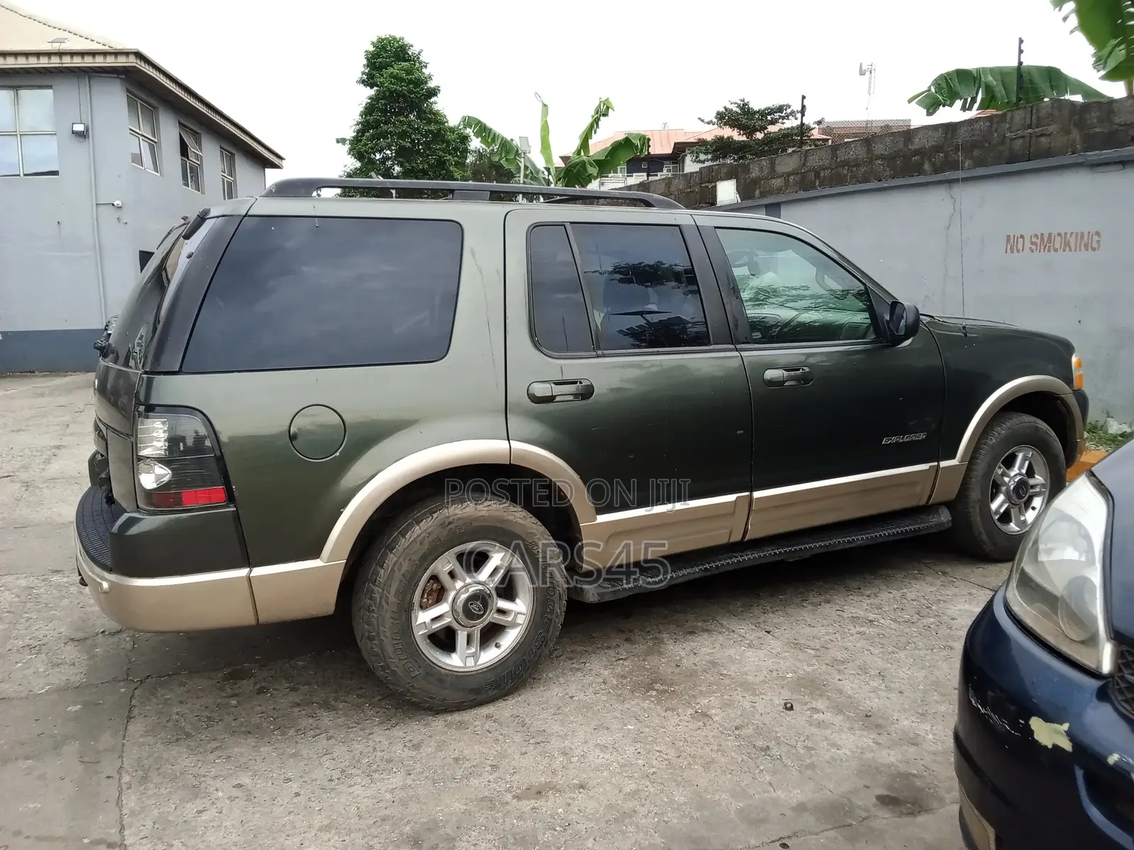 Ford Explorer 2003 Green