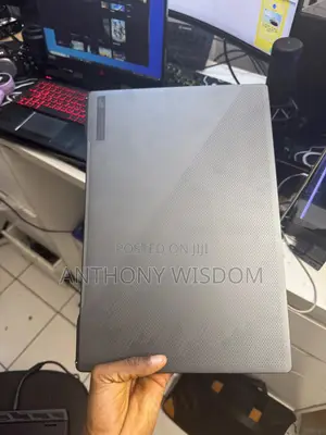 Laptop Asus ROG Zephyrus G16 16GB Intel Core i9 SSD 1T