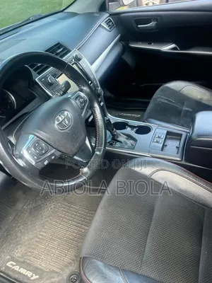 Toyota Camry 2016 Gold