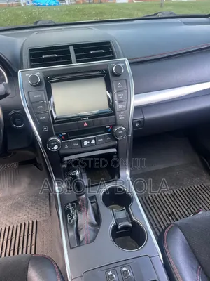 Toyota Camry 2016 Gold