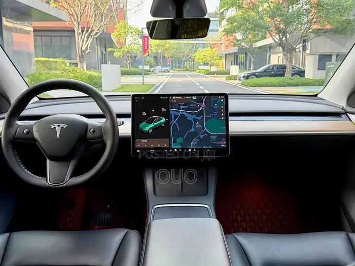 Tesla Model Y Standard Range RWD 2021 White