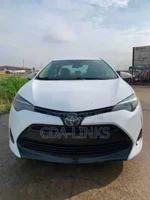 Toyota Corolla 2018 White