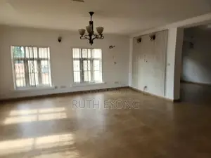 6bdrm House in Right Hand Side Of for rent