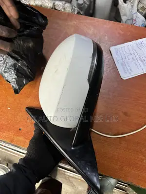 Range Rover Sport 2015 Side Mirror Non-Camera – Direct Tokunbo