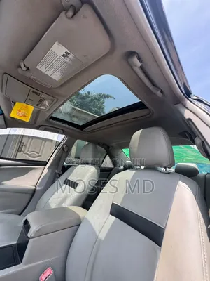 Toyota Camry XLE 4dr Sedan (2.5L 4cyl 6A) 2013 Black