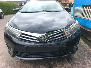 Toyota Corolla 2015 Black
