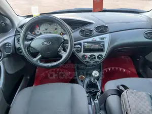 Ford Focus 2005 Green