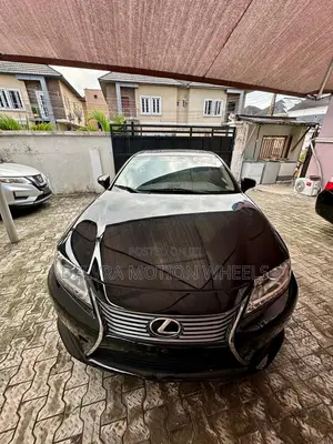 Lexus ES 2014 Black