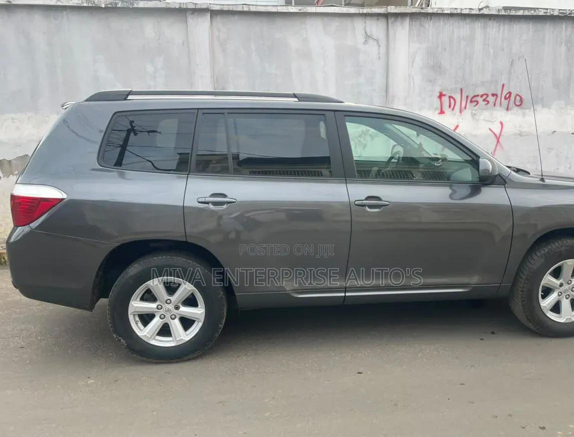 Toyota Highlander 2008 Gray