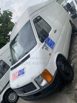 Volkswagen LT 2010 White