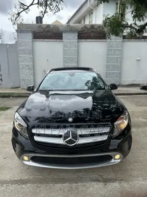 Mercedes-Benz GLA 250 2016 Black