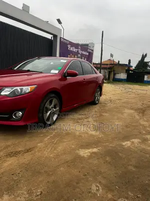Toyota Camry SE Limited Edition 4dr Sedan (2.5L 4cyl 6A) 2012 Red