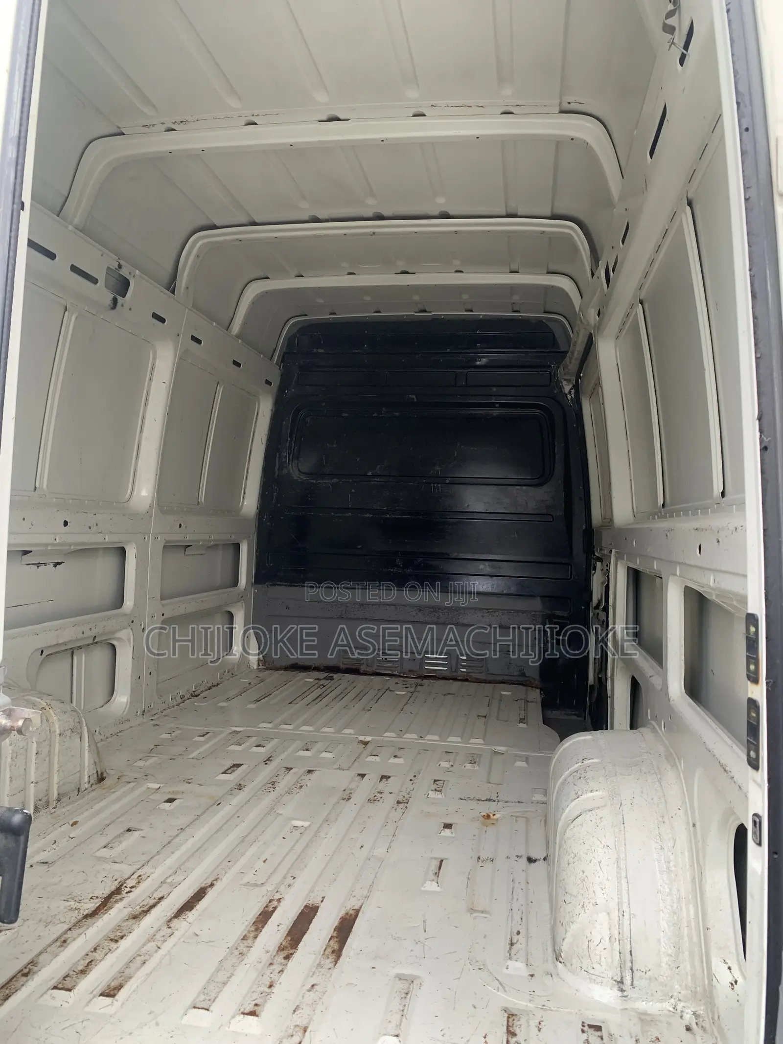 Volkswagen LT 2010 White