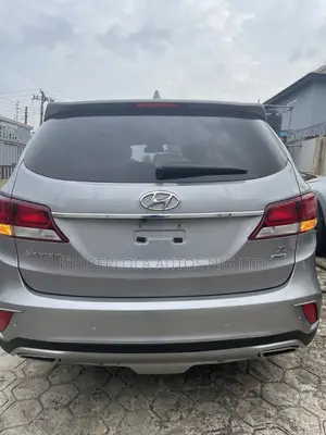 Hyundai Santa Fe Limited AWD 2017 Silver