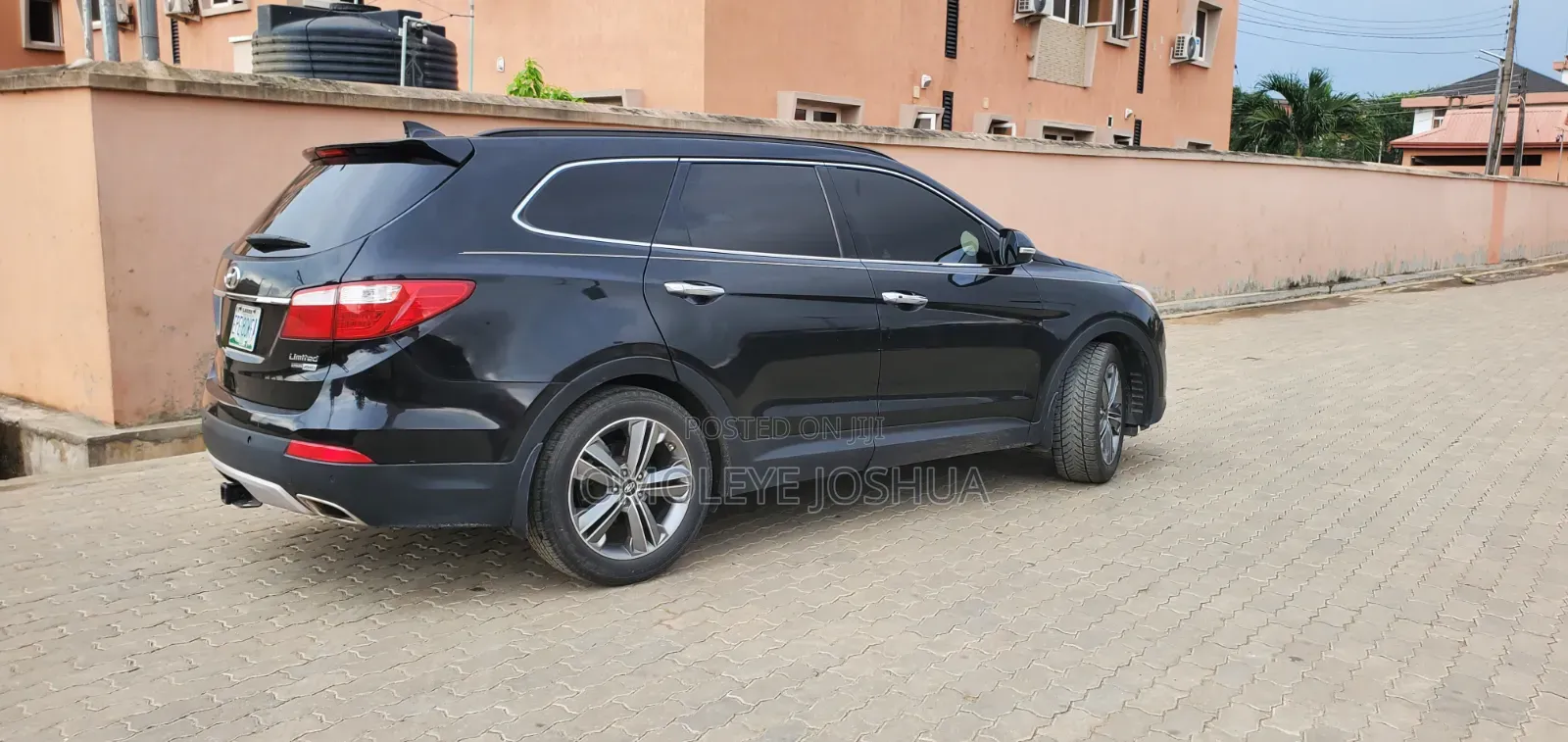 Hyundai Santa Fe 2015 Black