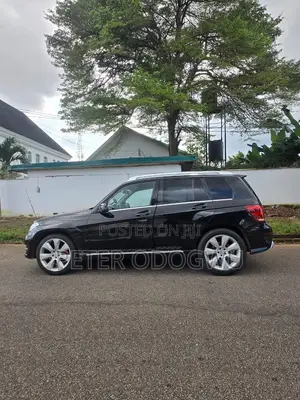 Mercedes-Benz GLK-Class 2010 Black
