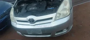 Toyota Corolla Verso 2007 Silver