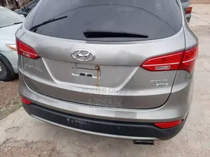 Hyundai Santa Fe 2016 Gray