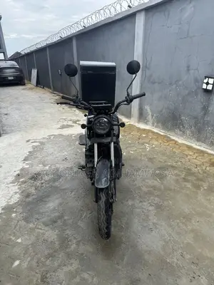 STT 2022 Black