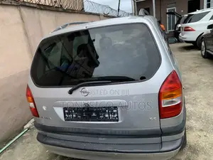 Opel Zafira 1.6 2005 Silver