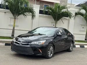 Toyota Camry 2017 Black