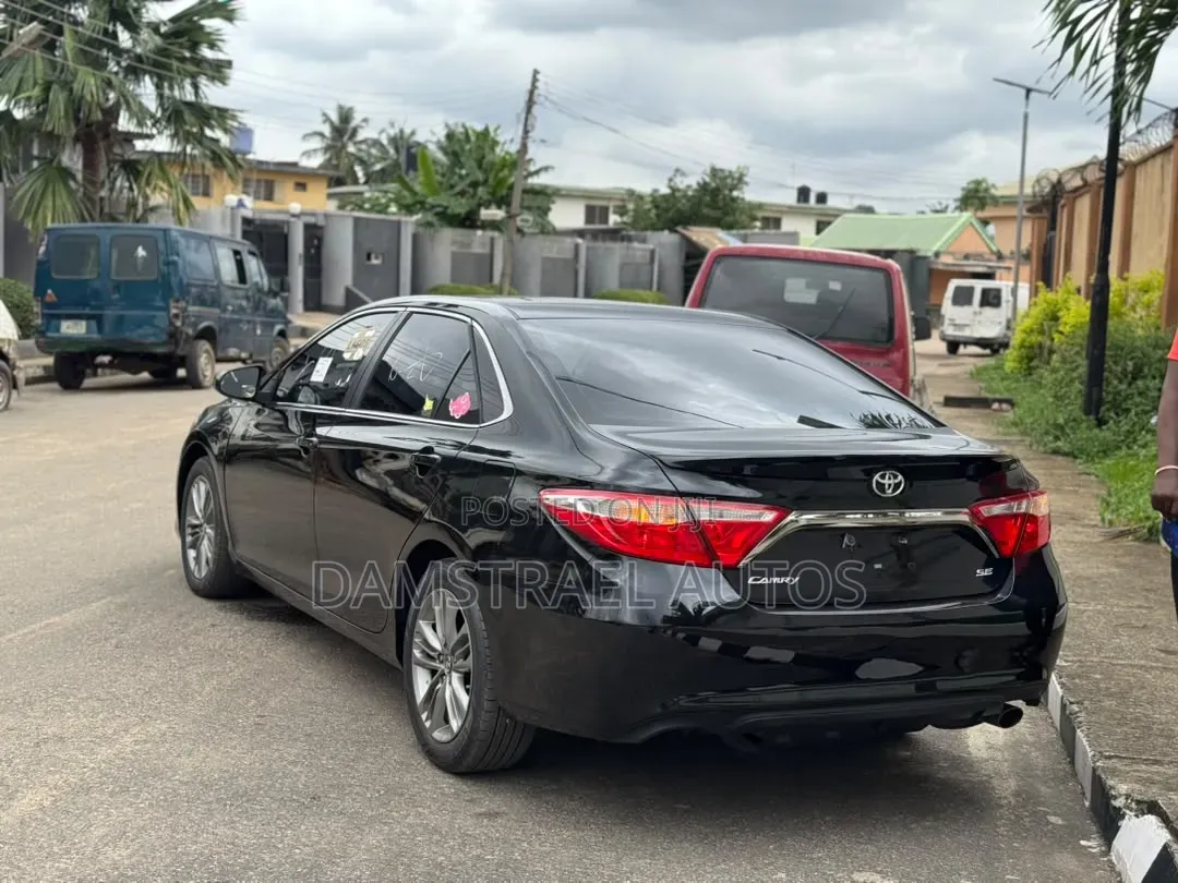 Toyota Camry 2017 Black