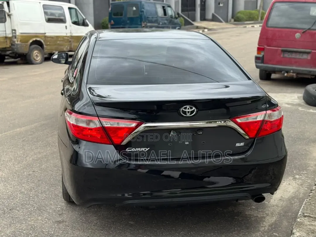 Toyota Camry 2017 Black