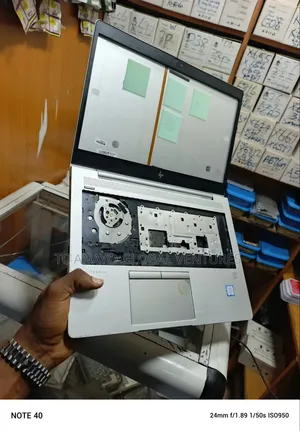 HP 840 G5 Casing