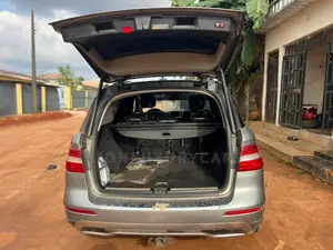 Mercedes-Benz C300 2014 Silver