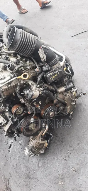 Toyota/Lexus 1ur-Fe 4.6l V8 Engine