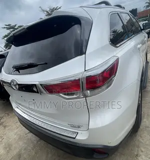 Toyota Highlander Limited 4x4 V6 (3.5L 6cyl 8A) 2017 Black