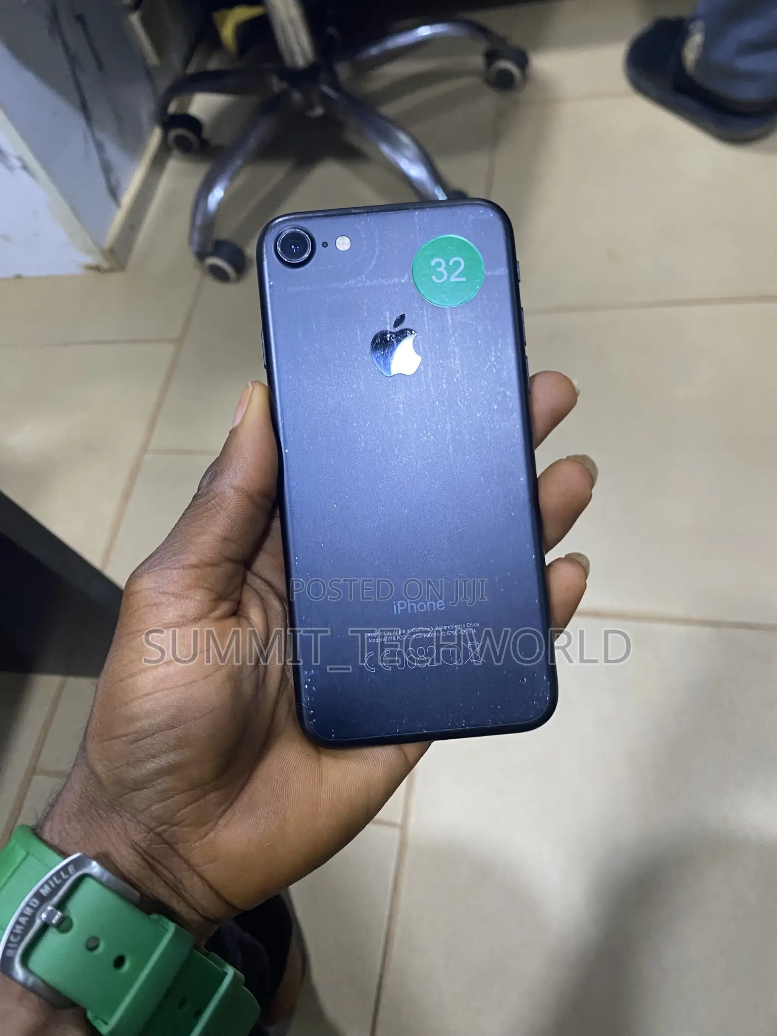 Apple iPhone 7 32 GB Black