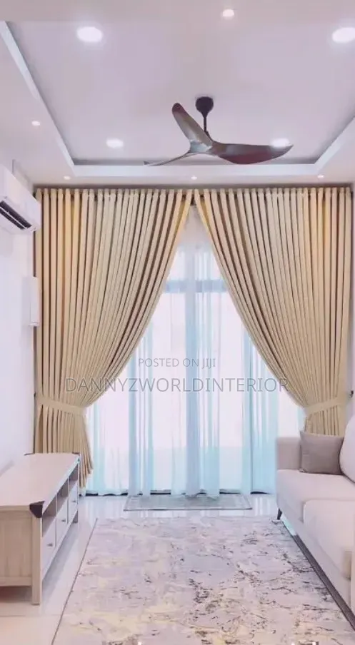 Royal Curtain