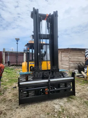 Forklift 10ton With 4.5meters Hight