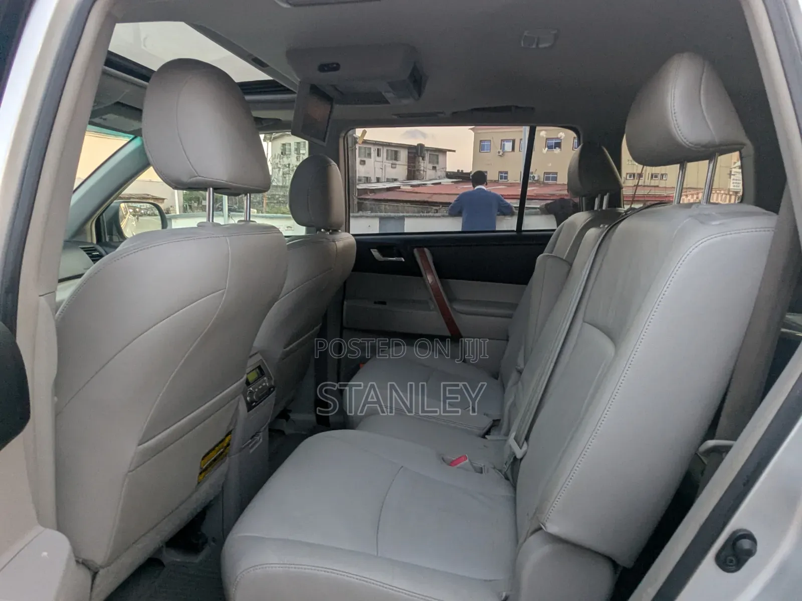 Toyota Highlander 2010 Silver