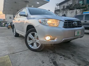 Toyota Highlander 2010 Silver