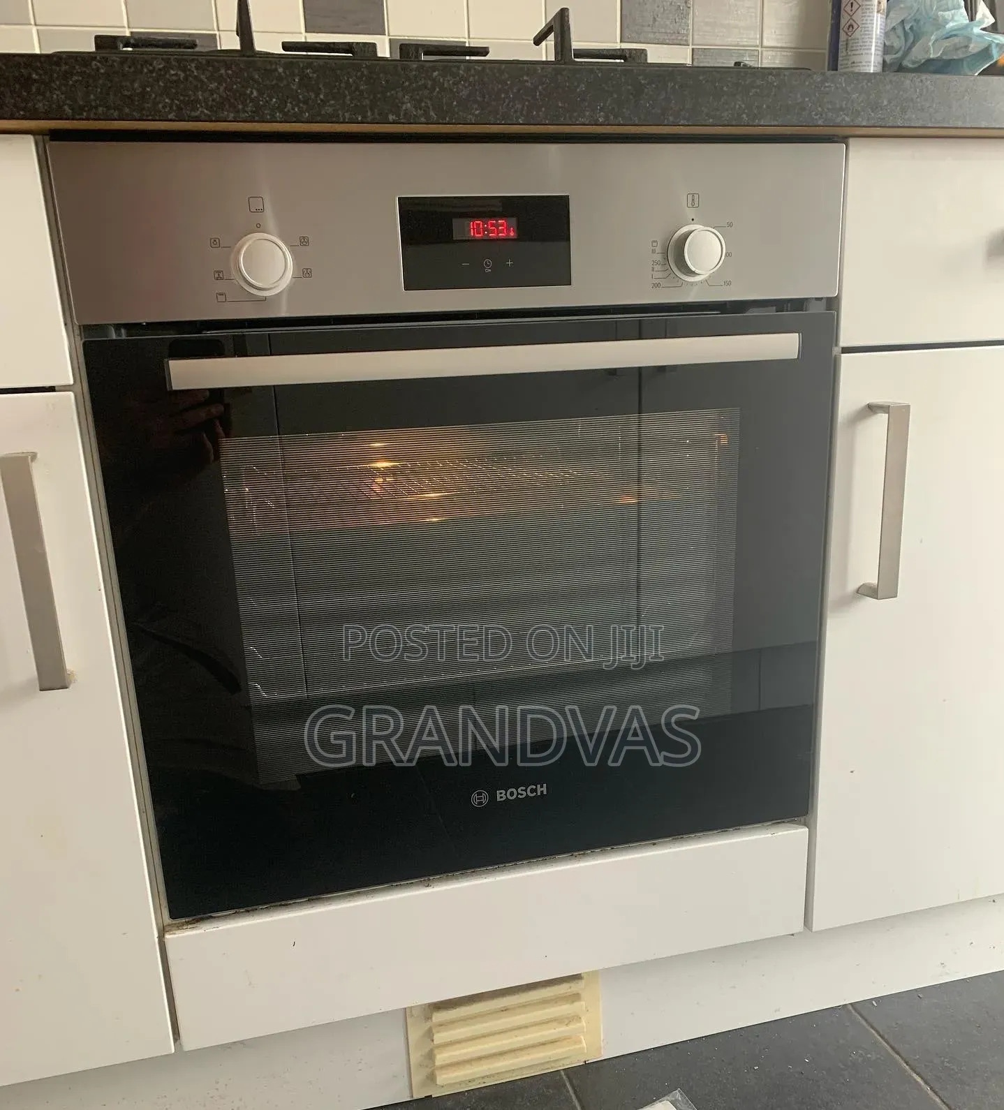 Premium Built-in Electric Oven for Modern Kitchen