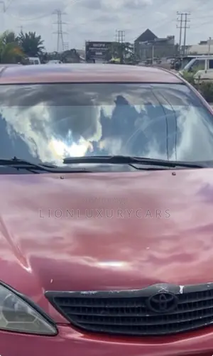 Toyota Camry 2004 Red